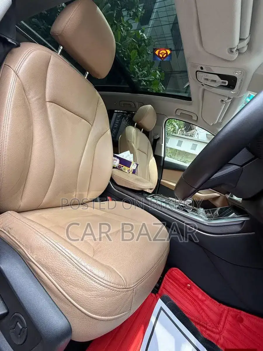 Audi Q7 Premium Plus 2021 Maroon