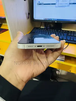 Apple iPhone 13 128 GB White