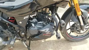 Hero Xtreme 160R 4V 2025 Black