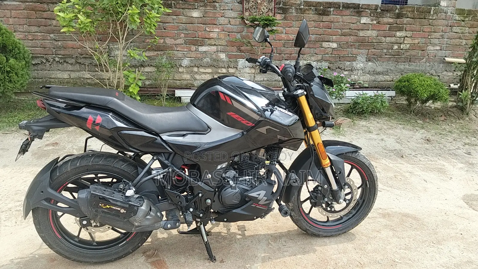 Hero Xtreme 160R 4V 2025 Black
