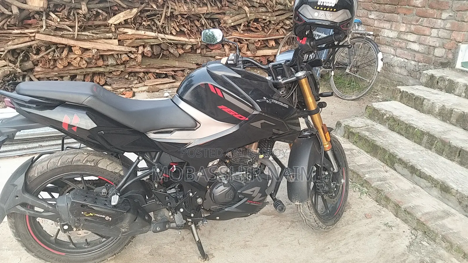 Hero Xtreme 160R 4V 2025 Black
