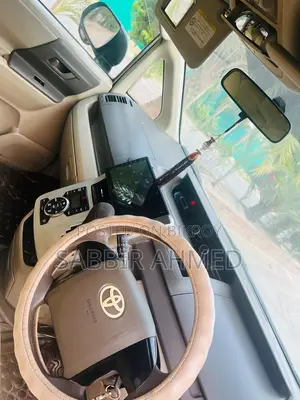 Toyota Noah 2011 Blue