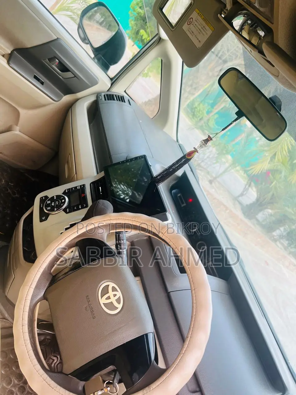 Toyota Noah 2011 Blue