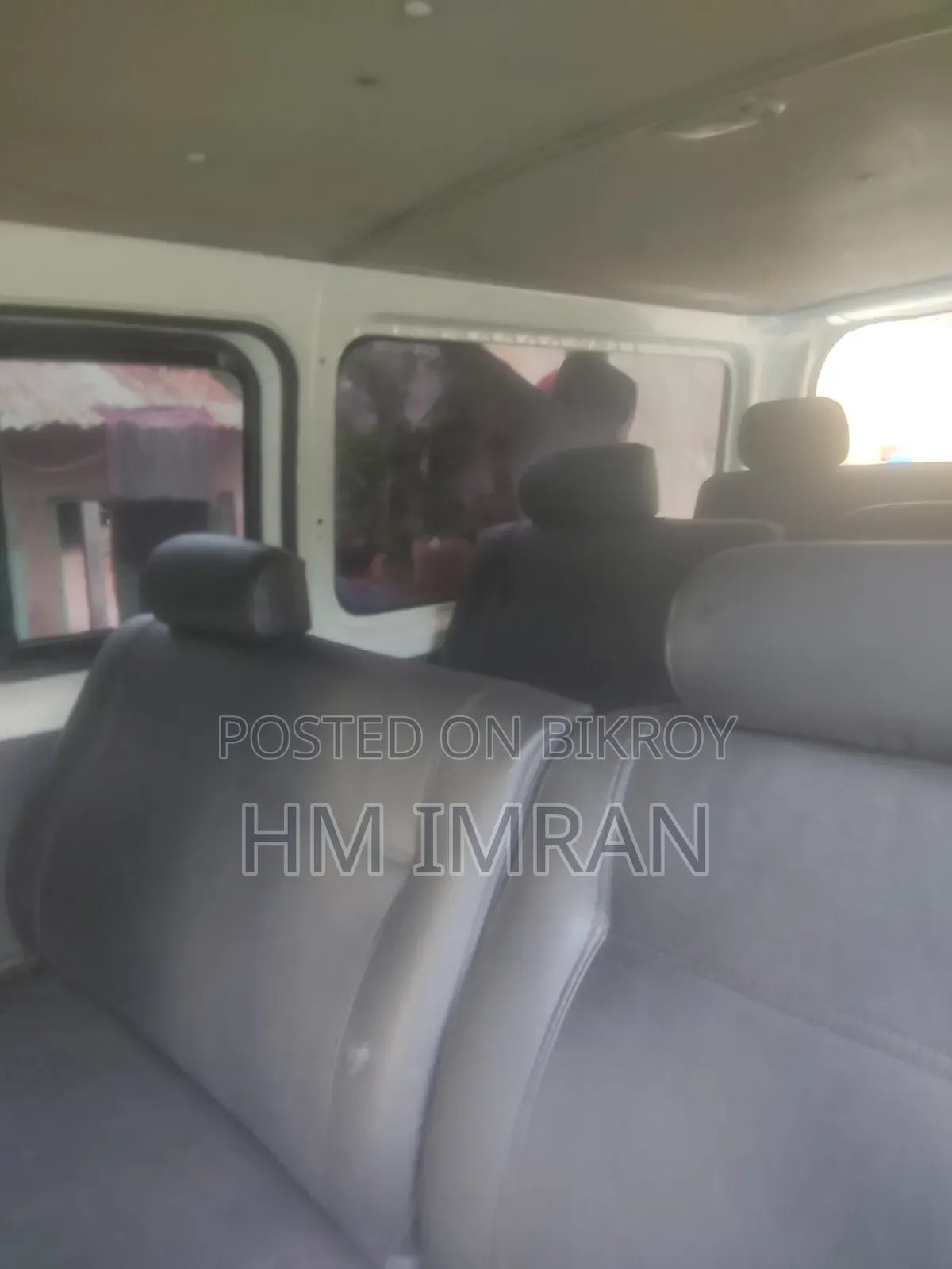 Toyota HiAce 2005