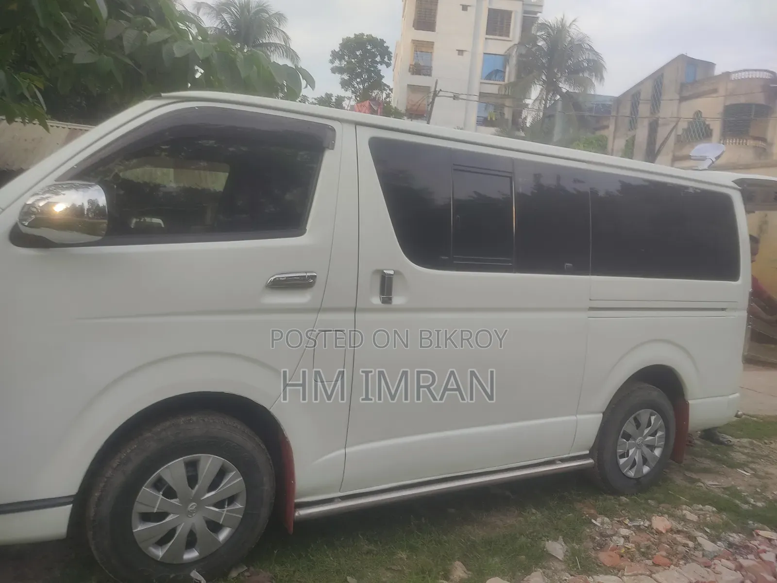Toyota HiAce 2005