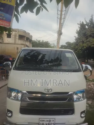 Toyota HiAce 2005