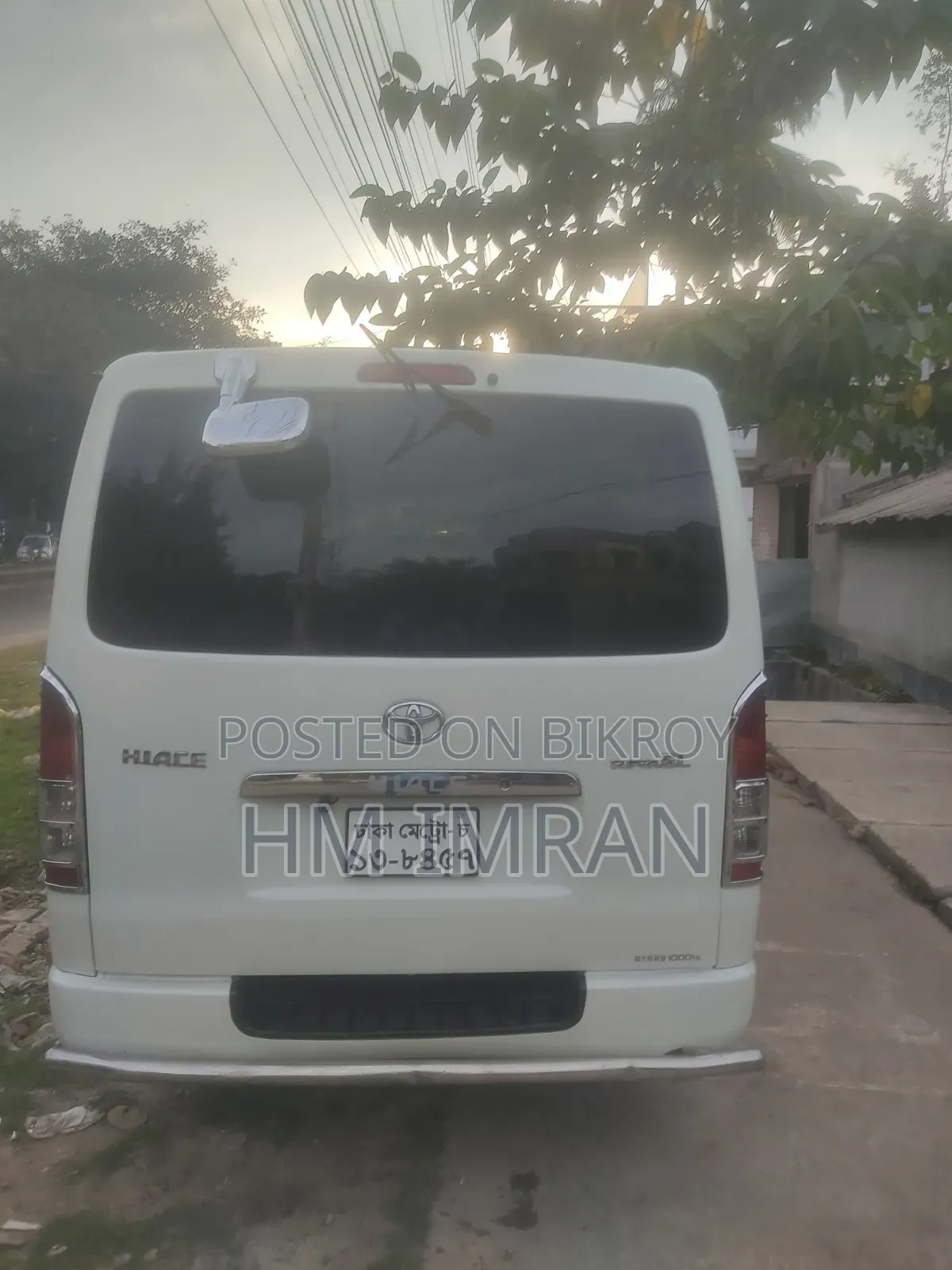 Toyota HiAce 2005