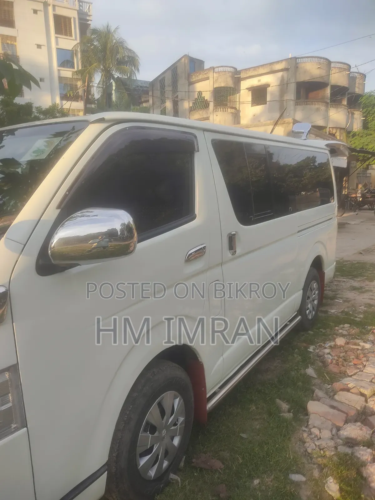 Toyota HiAce 2005
