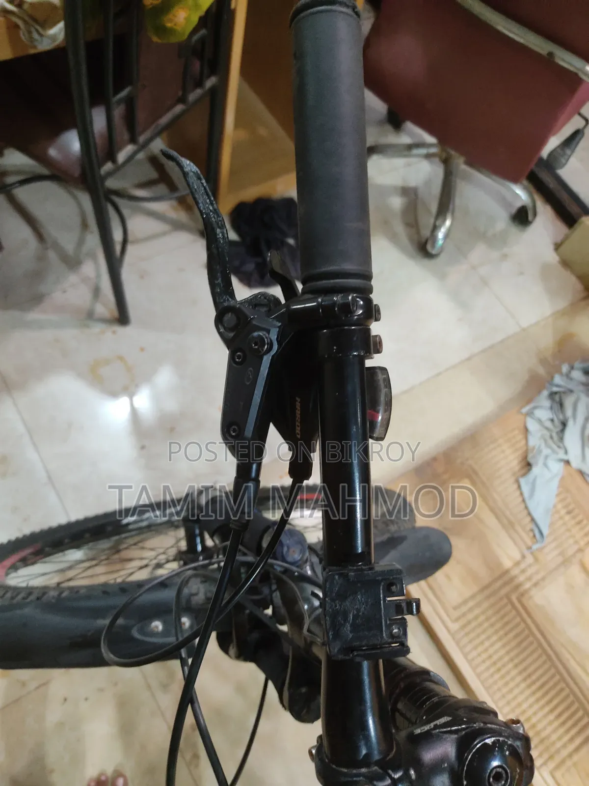 Veloce 1.O মডেলের সাইকেল সম্পূর্ণ নতুন অবস্থায় আছে।