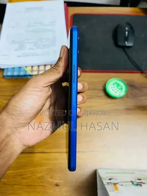 Tecno Pova 4 128 GB Blue