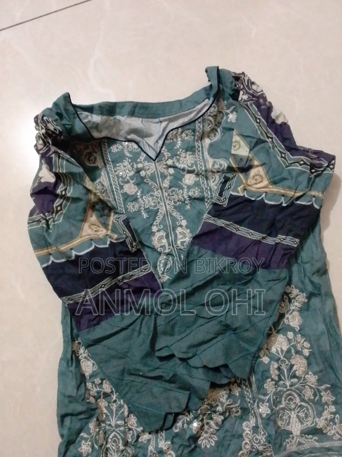 Pakistani Dress in Less Than 400 Also Readymade
