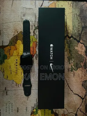 Apple Watch Series 7 45mm Nike Edition