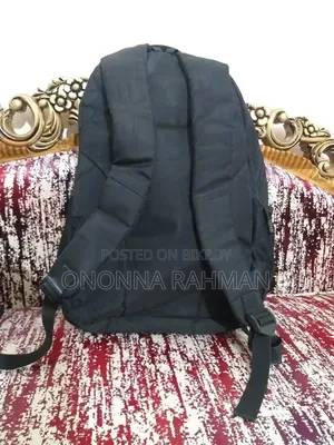 ট্রাভেল ব্যাগ