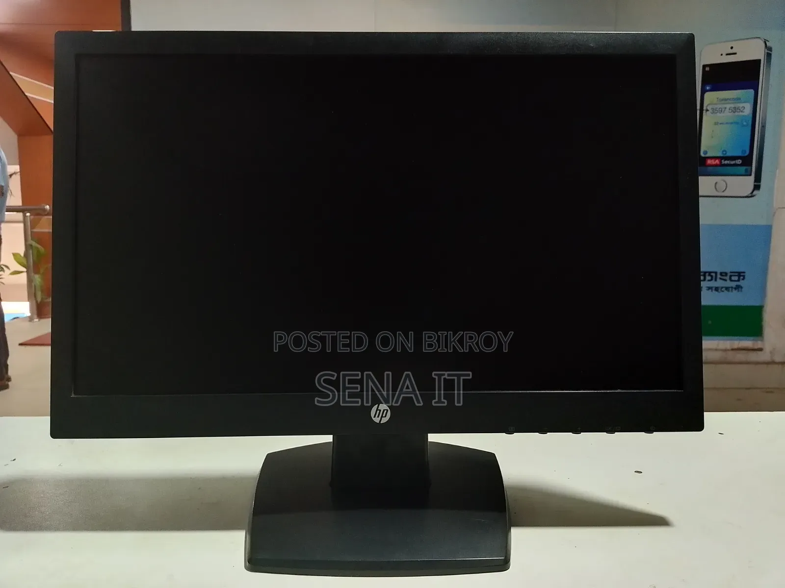 HP LED Monitor – Full HD, HDMI & VGA Support, Excellent Condition