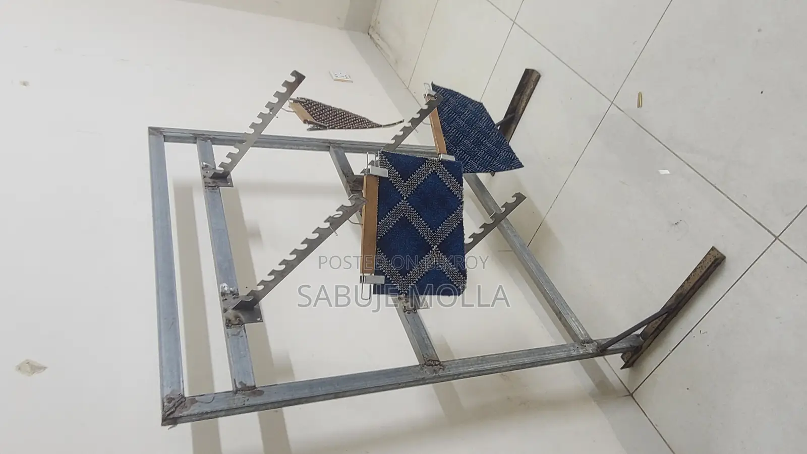 Cloth Stand Hanger