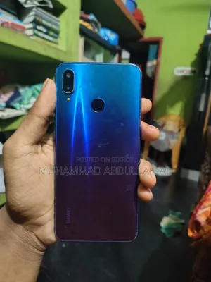 হুয়াওয়ে নোভা ৩আই ১২৮ জিবি ব্লু