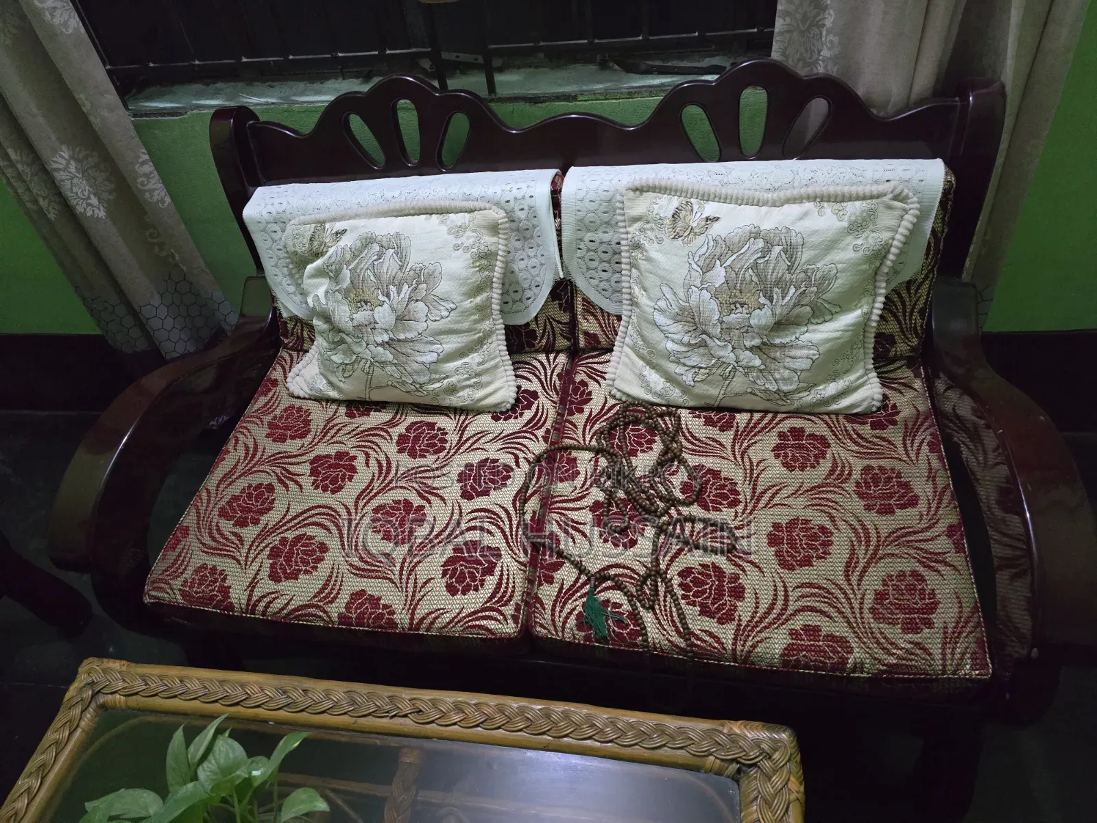 Hatil Sofa Set