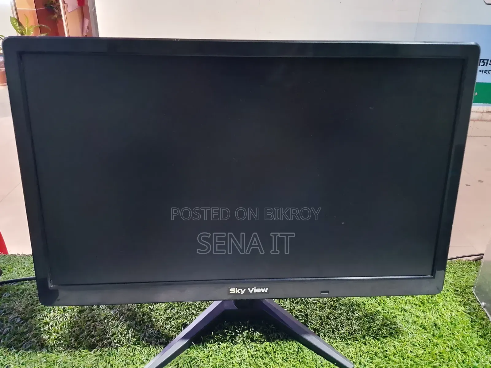 Sky View Led Monitor+Tv – 22” (Used, Good Condition)