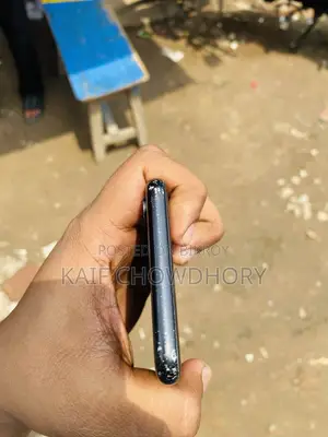 অ্যাপল XR 64 জিবি ব্ল্যাক