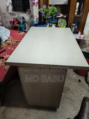 Partex Table for Sale - Totally Fresh, One Drawer Lock Missing