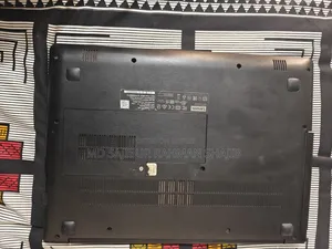 Laptop Lenovo IdeaPad 310 4GB Intel Core I3 HDD 1T