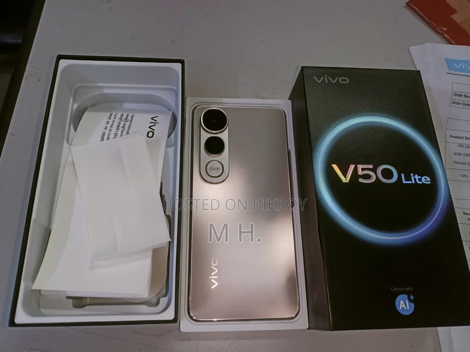 Vivo V50 Lite 256 GB Gold