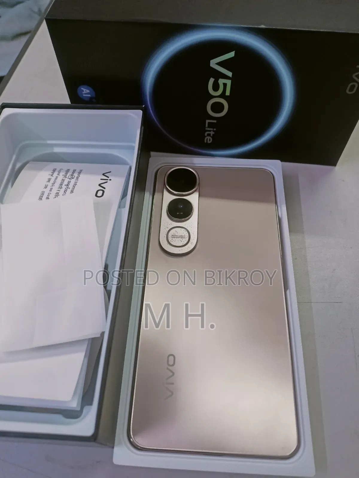 Vivo V50 Lite 256 GB Gold