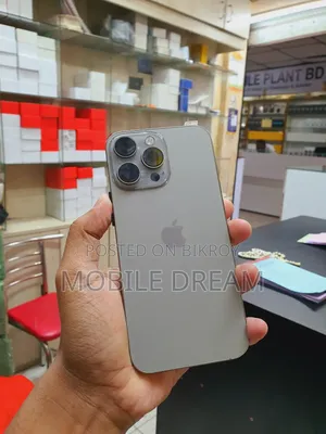 New Apple iPhone 16 Pro Max 1 TB White