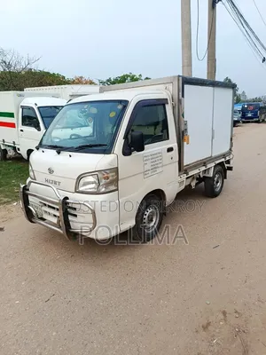 Hijet Cover Van