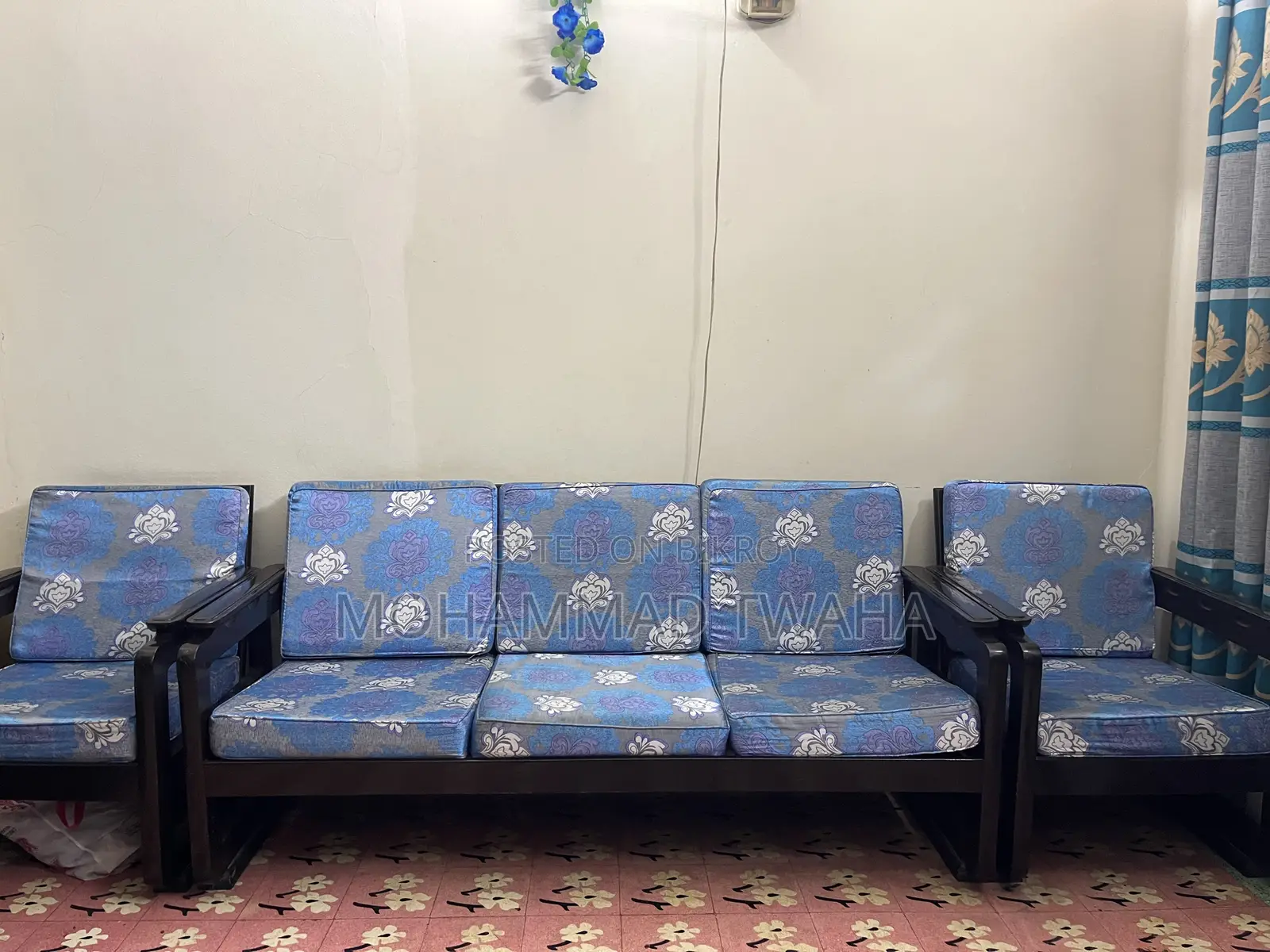 Wooden Sofa Set (5 Seater)