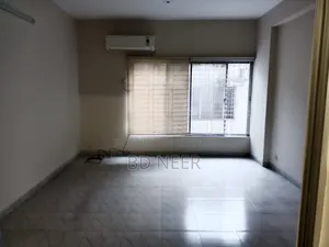 4 Bedroom Apartment in Banani for Rent