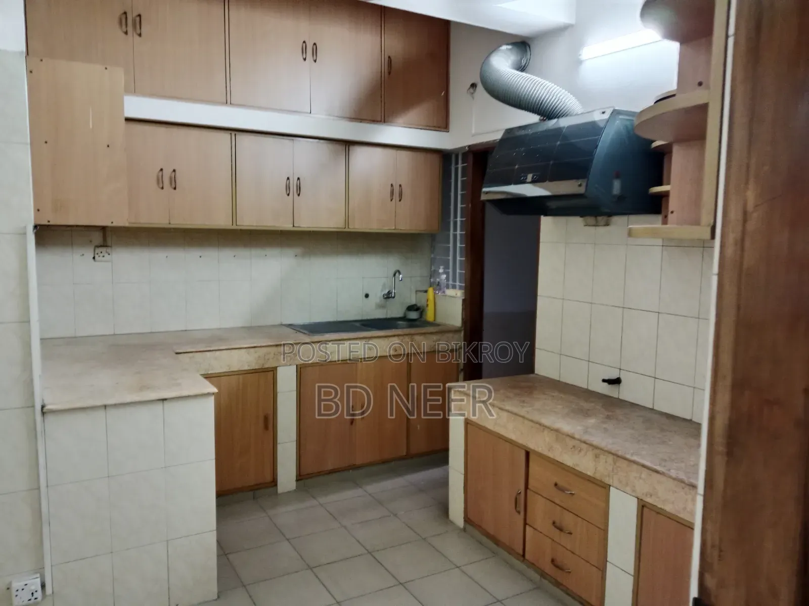 4 Bedroom Apartment in Banani for Rent