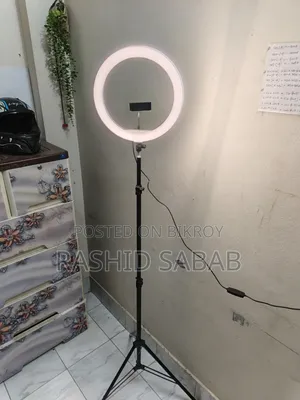 12" Ring Light With Stand