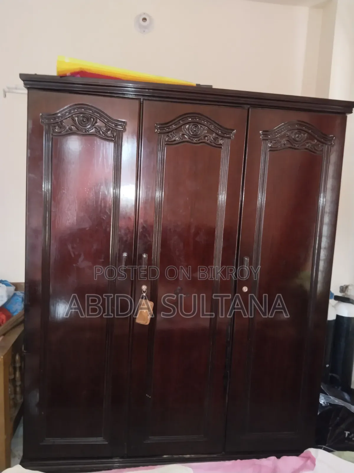 Nadia Brand Almirah for Sale