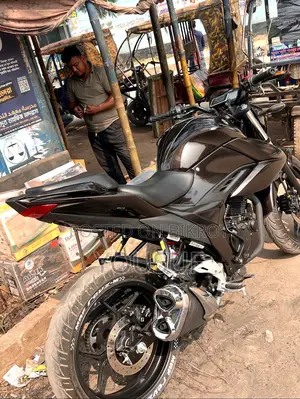 New Suzuki 2025 Black