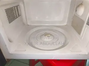 Microwave Oven