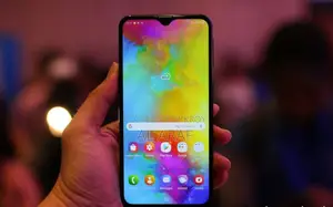 Samsung Galaxy M20 32 GB Black