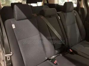 Toyota Noah 2021 Silver