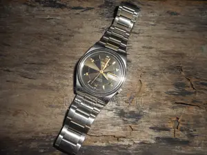 Seiko 5 অটোমেটিক ঘড়ি