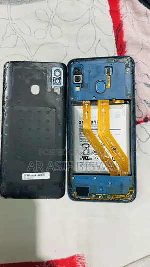 Samsung Galaxy A30 64 GB Blue