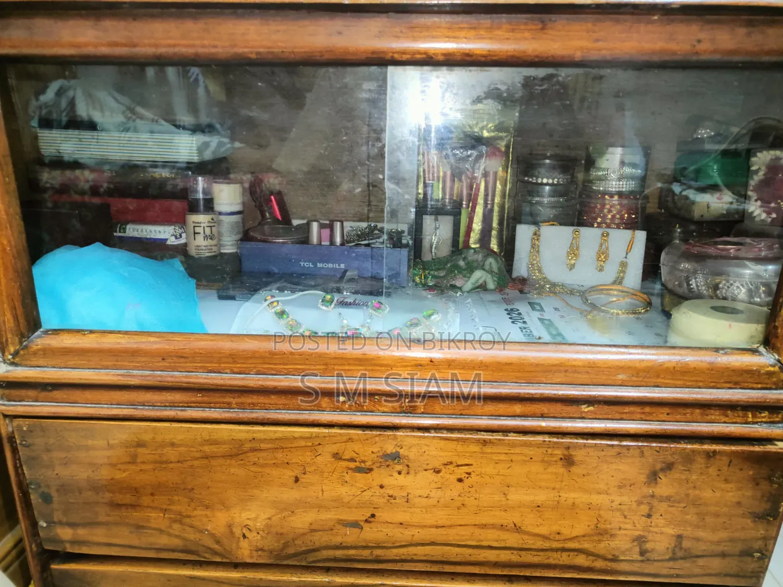 Dressing Table