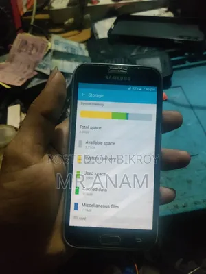 Samsung Galaxy J2 8 GB Black