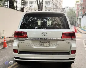 Toyota Land Cruiser 4.5 V8 VXR 2020 Pearl