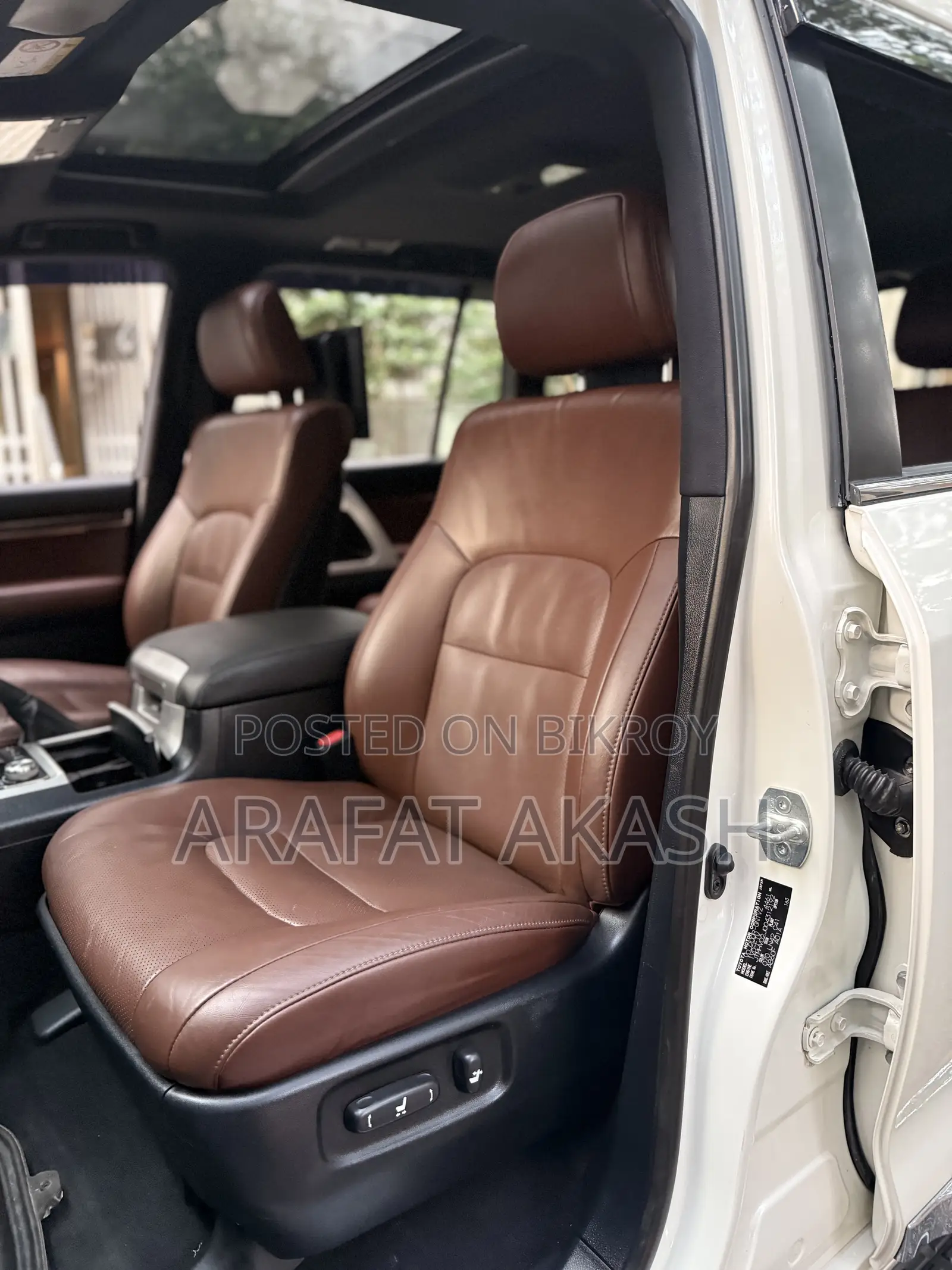 Toyota Land Cruiser 4.5 V8 VXR 2020 Pearl