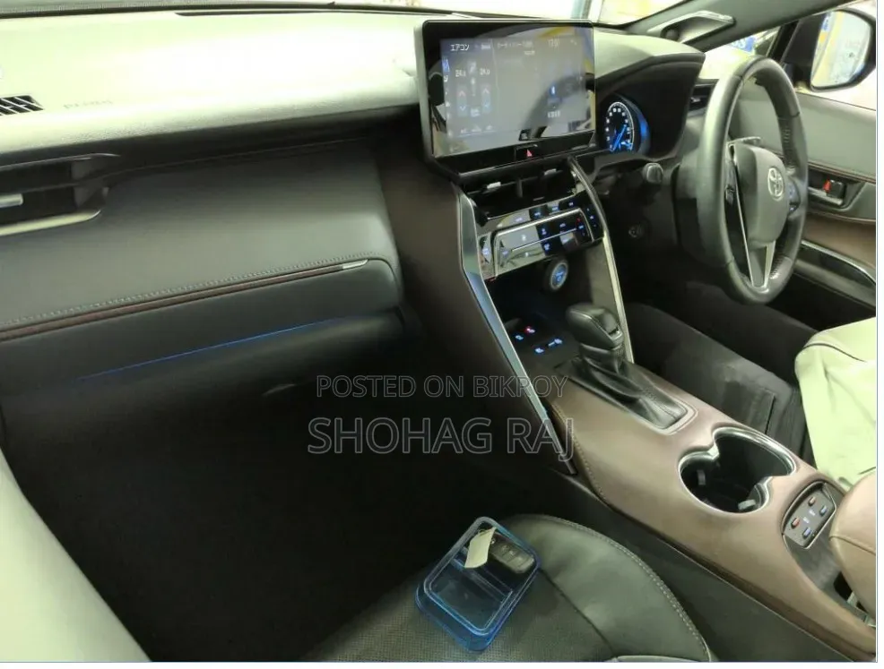 Toyota Harrier Hybrid Z 2020 Black