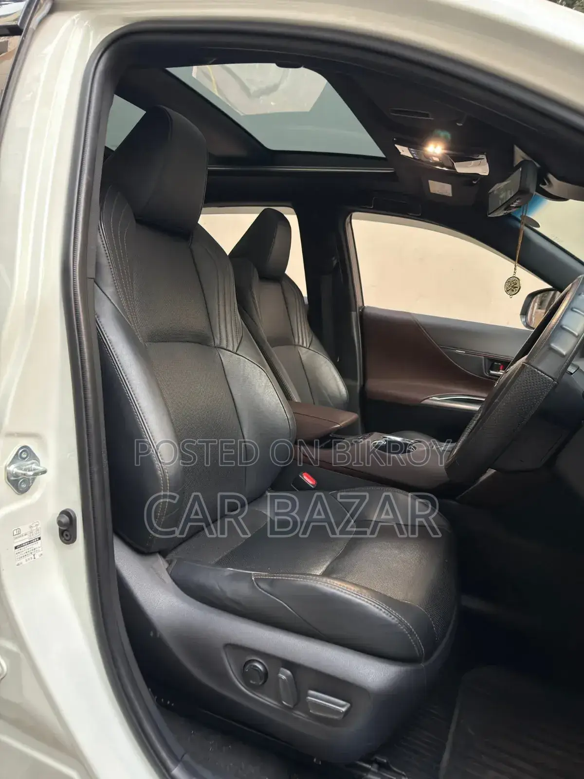 Toyota Harrier Z 2020 Pearl