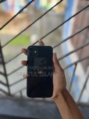 New Apple iPhone 11 128 GB Black