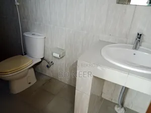 4bdrm Apartment in Banani for Rent