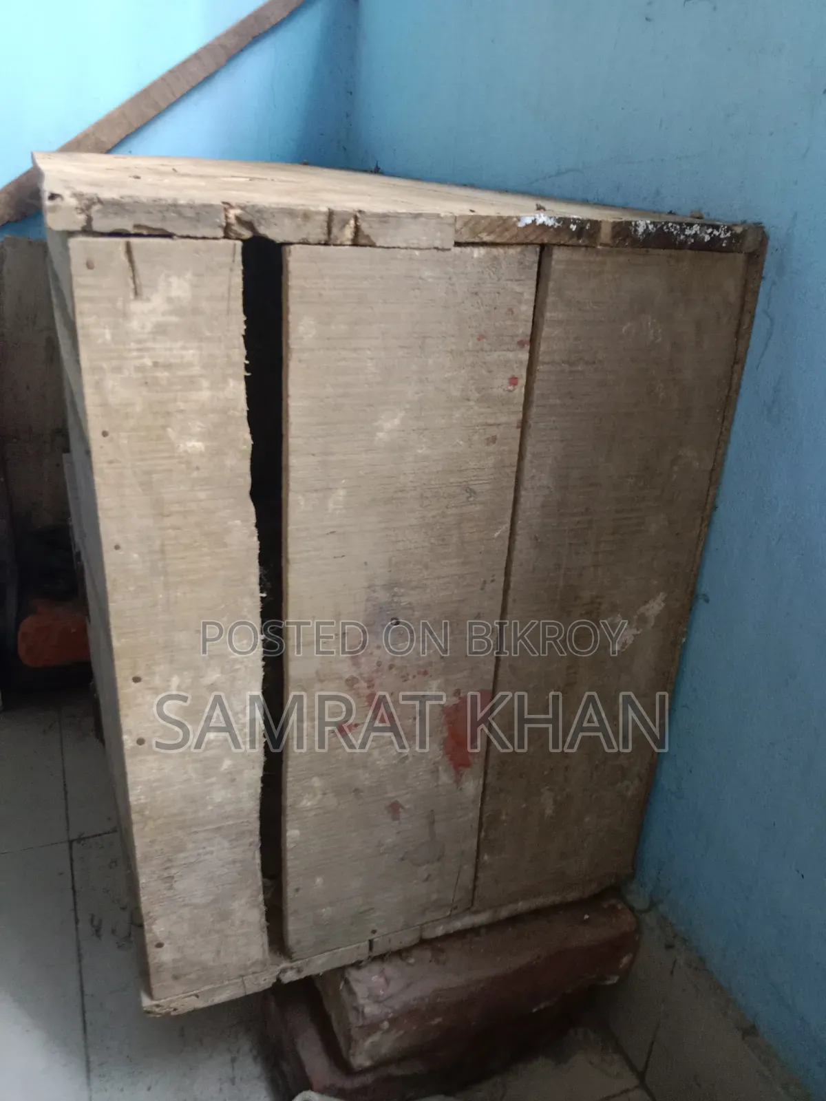 Sturdy Wooden Pigeon/Chicken Coop for Sale