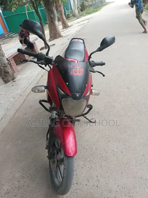 Bajaj Pulsar 150 2012 Red